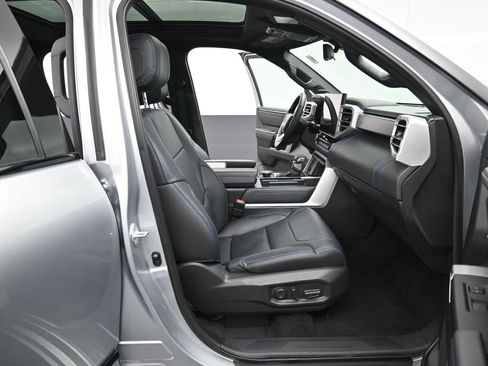 Used 2023 Toyota Tundra Platinum image 36