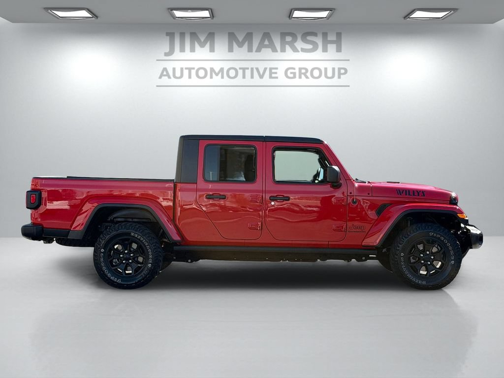 Certified 2021 Jeep Gladiator Sport AWD/4WD image 7