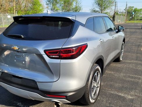 Used 2025 Chevrolet Blazer LT AWD/4WD image 6