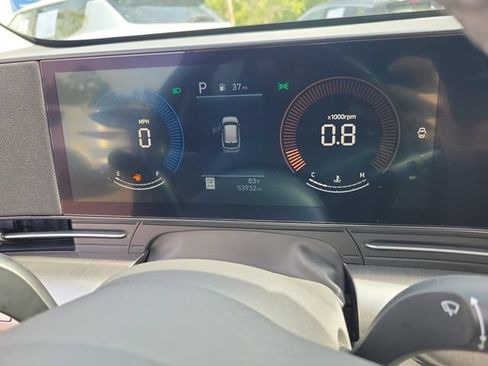 Used 2024 Hyundai Kona SEL AWD/4WD image 27