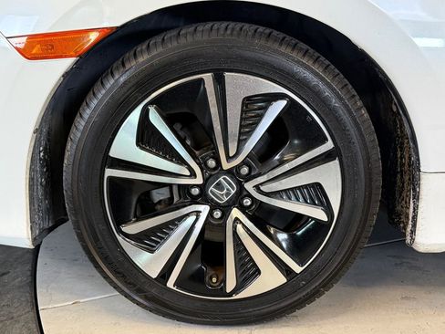 Used 2018 Honda Civic EX-T image 24