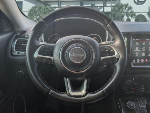Used 2019 Jeep Compass Limited AWD/4WD image 13