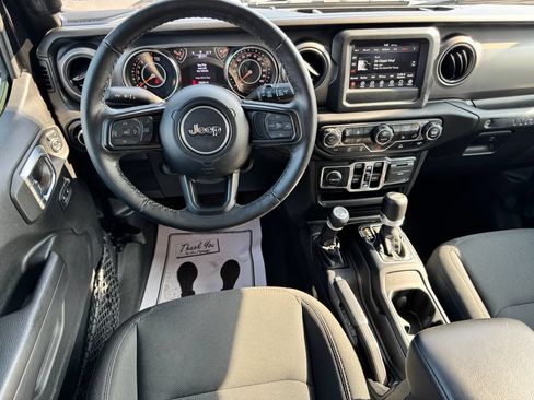 Used 2023 Jeep Wrangler Unlimited Sport AWD/4WD image 17