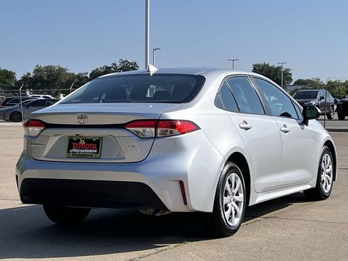 Used 2025 Toyota Corolla LE FWD image 4