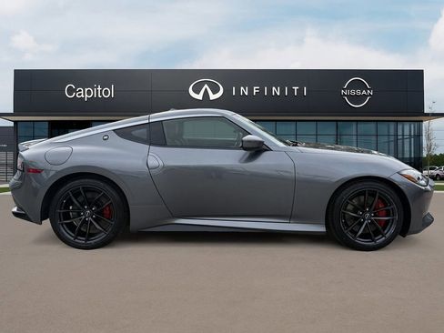 Certified 2023 Nissan Z Performance w/ Floor Mat Package (L93) image 4