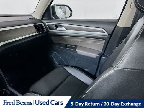 Used 2023 Volkswagen Atlas SE w/ Panoramic Sunroof Package image 24
