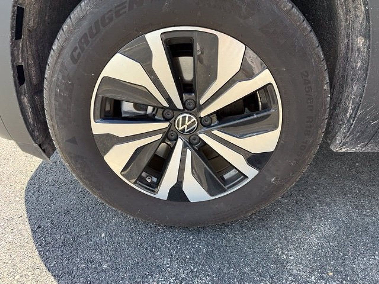 Used 2024 Volkswagen Atlas SE AWD/4WD image 22