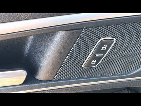 Certified 2024 Ford Edge ST-Line AWD/4WD image 11