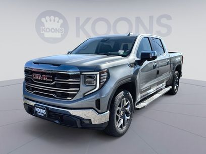 New 2026 GMC Sierra 1500 SLT w/ SLT Premium Package