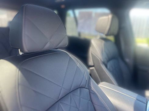 Used 2024 BMW X5 xDrive50e AWD/4WD image 40