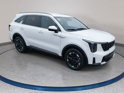 New 2026 Kia Sorento S FWD image 3