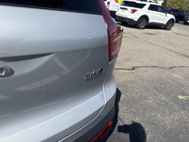 Used 2023 Volvo XC40 B5 Ultimate w/ Protection Package Premier AWD/4WD image 7