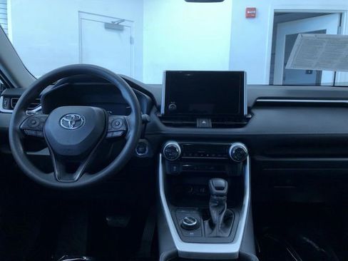 Certified 2025 Toyota RAV4 XLE image 17