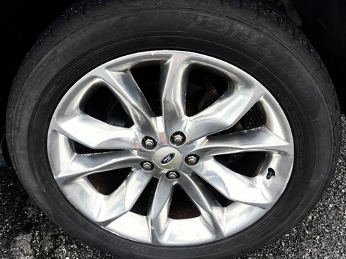 Used 2013 Ford Explorer Limited AWD/4WD image 8