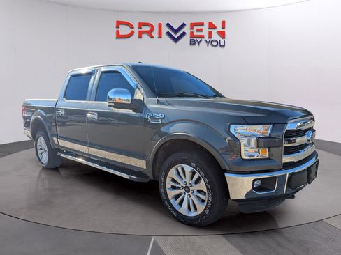 Used 2016 Ford F150 Lariat w/ Equipment Group 501A Mid image 8