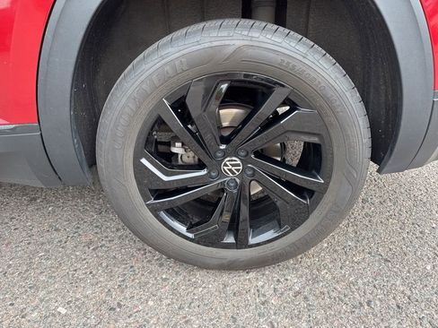 Used 2023 Volkswagen Atlas SE w/ Panoramic Sunroof Package AWD/4WD image 9