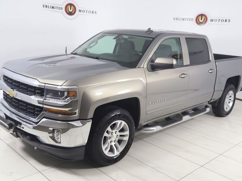 Used 2017 Chevrolet Silverado 1500 LT w/ All Star Edition AWD/4WD image 18
