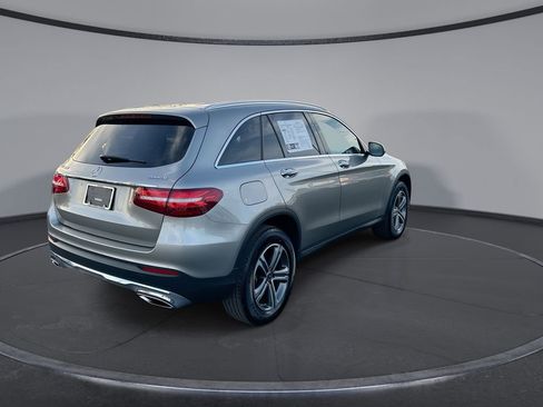 Used 2019 Mercedes-Benz GLC 300 4MATIC image 11