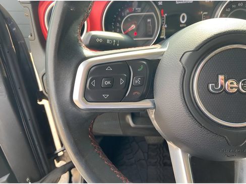 Used 2019 Jeep Wrangler Unlimited Rubicon AWD/4WD image 11