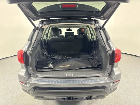 Used 2020 Nissan Pathfinder SL image 35