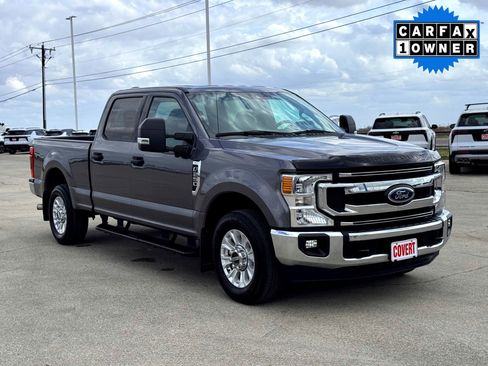 Used 2022 Ford F250 XLT w/ XLT Value Package image 4