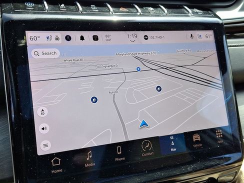 Used 2023 Jeep Grand Cherokee 4WD 4xe w/ Luxury Tech Group II image 12