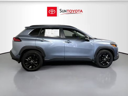 Used 2026 Toyota Corolla Cross LE w/ Moonroof Package FWD image 2