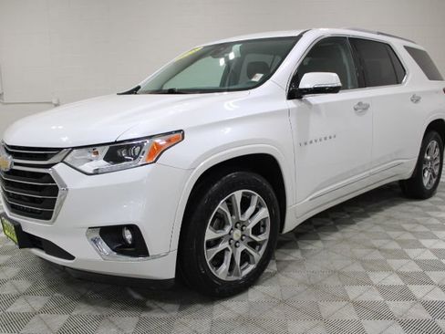 Used 2018 Chevrolet Traverse Premier AWD/4WD image 8