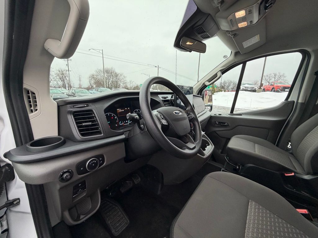 Used 2023 Ford Transit 350 XLT RWD image 7