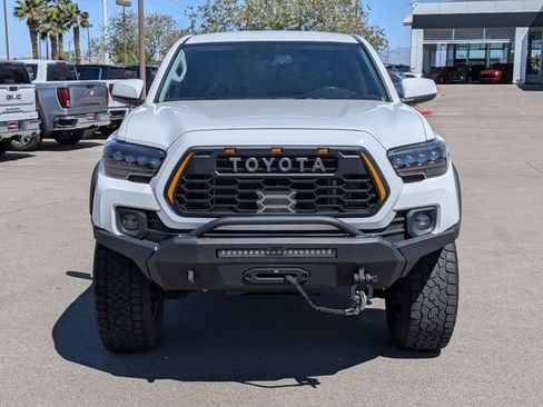 Used 2023 Toyota Tacoma SR5 AWD/4WD image 2