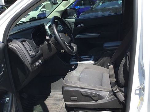 Used 2021 Chevrolet Colorado LT w/ Fleet Safety Package image 5