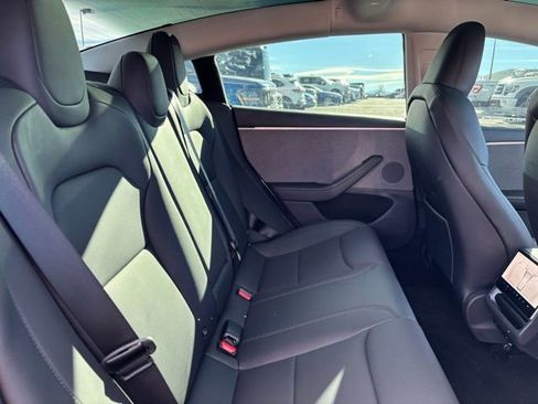Used 2025 Tesla Model 3 Long Range image 22