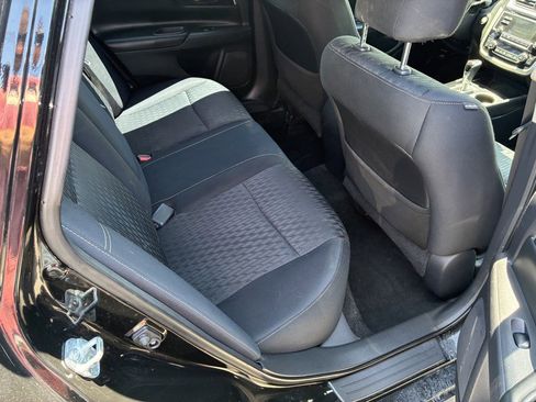 Used 2018 Nissan Altima 2.5 SV FWD image 14