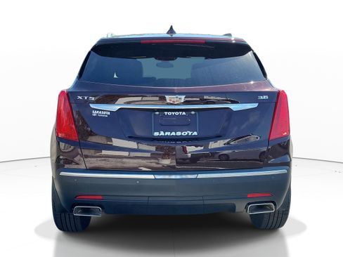 Used 2017 Cadillac XT5 Luxury w/ Driver Awareness Package image 5