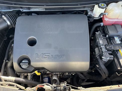 Used 2022 Chevrolet Traverse Premier w/ Redline Edition image 39