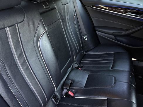 Used 2019 BMW 540i xDrive AWD/4WD image 24
