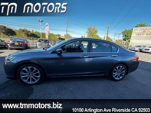 Used 2015 Honda Accord Sport image 3