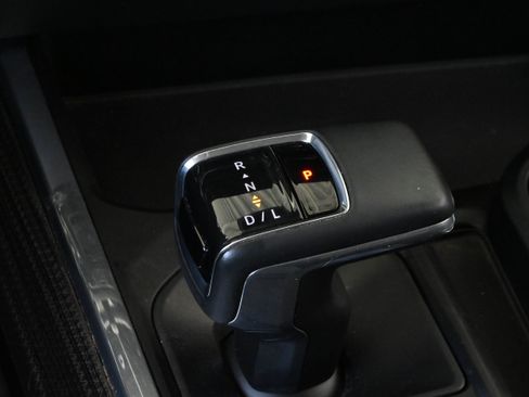 Used 2023 Chevrolet Silverado 1500 LT Trail Boss w/ LT Trail Boss Premium Package AWD/4WD image 22