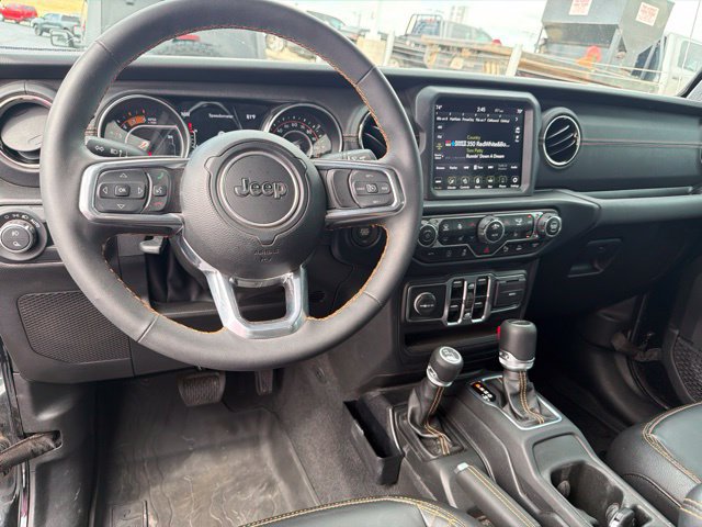 Used 2023 Jeep Gladiator Overland AWD/4WD image 7