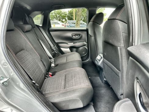 Used 2024 Honda HR-V Sport image 17