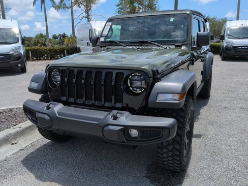 Used 2021 Jeep Wrangler Unlimited Sport AWD/4WD image 9