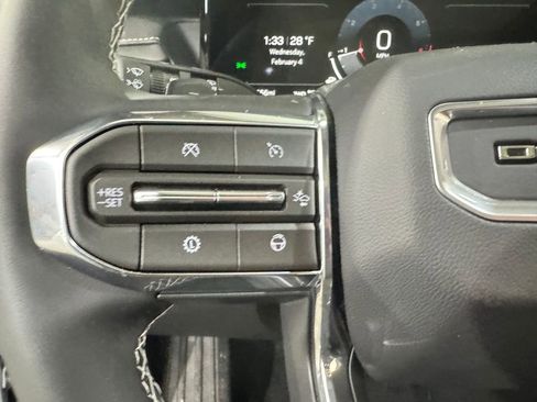 New 2026 GMC Acadia Denali Ultimate AWD/4WD image 17