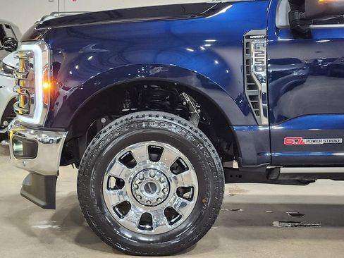 Used 2024 Ford F250 Lariat w/ Lariat Ultimate Package AWD/4WD image 5