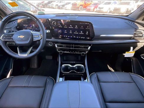 New 2026 Chevrolet Traverse High Country w/ LPO, Floor Liner Package image 5