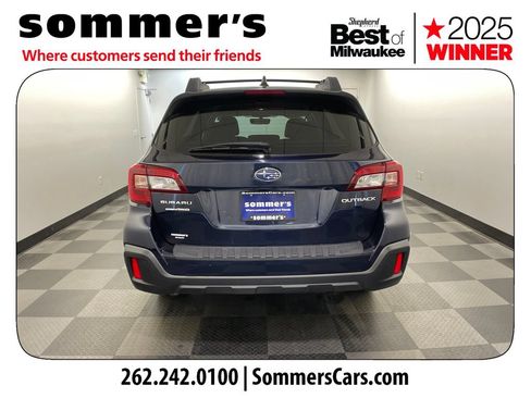 Used 2018 Subaru Outback 2.5i Premium AWD/4WD image 4
