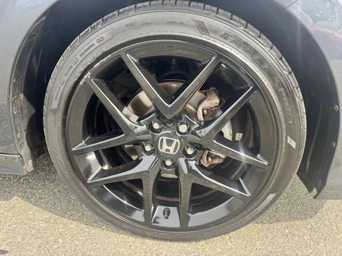 Used 2025 Honda Civic Sport image 26
