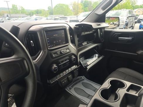 Used 2022 Chevrolet Silverado 1500 Custom AWD/4WD image 20