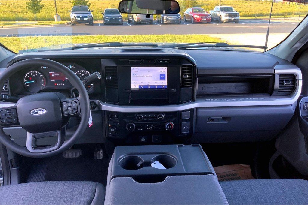 Used 2024 Ford F350 XL w/ STX Appearance Package AWD/4WD image 10