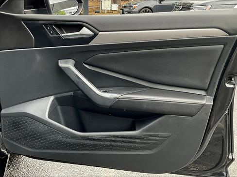 Used 2022 Volkswagen Jetta S image 21