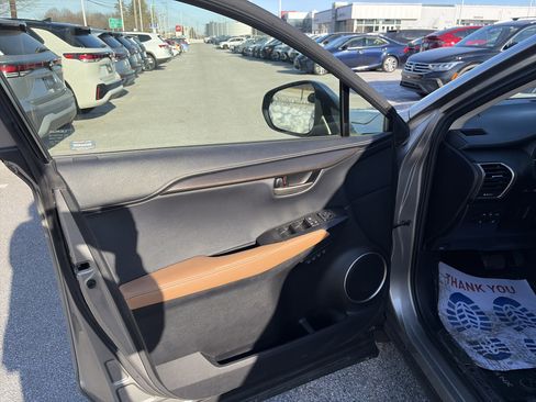 Used 2015 Lexus NX 200t F Sport image 8